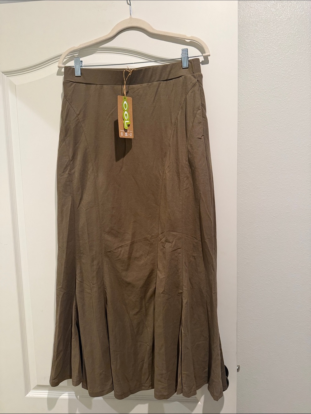 OGL maxi skirt brown with pockets size medium NWT